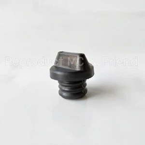 Oil Filler Plug For Suzuki GT100 GT125 GT185 GT250 GT750 TS100 TS125 TS185 TS250 - Picture 1 of 6