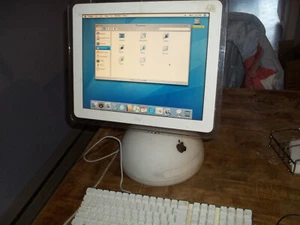 iMac G4 Flower Pot Works Good Keyboard Only No Mouse - Picture 1 of 3