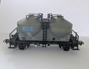 2 Verschiedene Kesselwagen, H0 - Bild 1 von 4