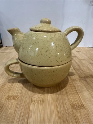 PIER 1 Stoneware Tea for One Teapot W/Stacking Mug Speckled Yellow Pier One * - Image 1 of 4