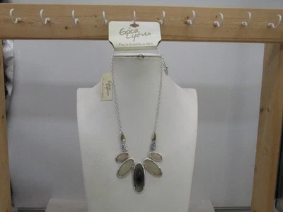 Collar de acrílico Erica Lyons gris, negro y beige tono plata 18-20,5" nuevo con etiquetas #1H Foto 1 de 4