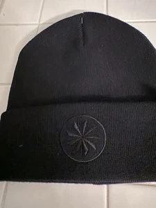 Neu mit Etikett Athleta Head Start Beanie schwarz gerippt gesticktes Logo Einheitsgröße $ 39 - Bild 1 von 9