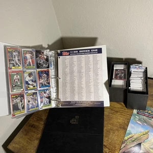 Topps 2025 Series 1 - Near Complete Binder Set - With Unsearched Sleeves - Picture 1 of 8