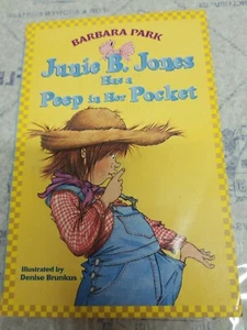 🐥Junie B. Jones, #15 : Has a Peep in Her Pocket by Barbara Park🐥 - Picture 1 of 3