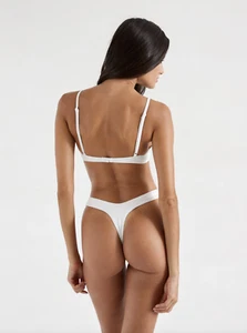 TRAJE DE BAÑO ONEONE BLANCO ""HEIDI"" INFERIOR DE BIKINI ESCASO (M) NUEVO CON ETIQUETAS - Imagen 1 de 5
