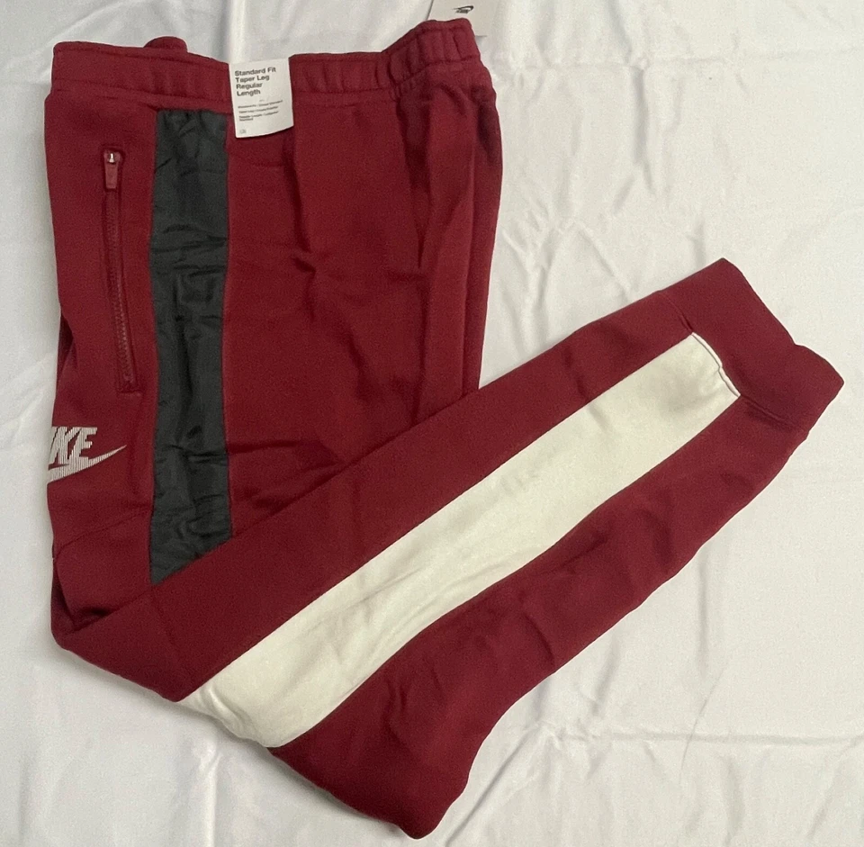Nike Sportswear Mens Hybrid Fleece Tapered Joggers Size LARGE Red DO7232 677