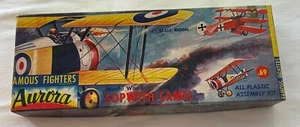 AURORA  SOPWITH CAMEL  102-69  FAMOUS FIGHTERS  UNBUILT MODEL KIT - Picture 1 of 7