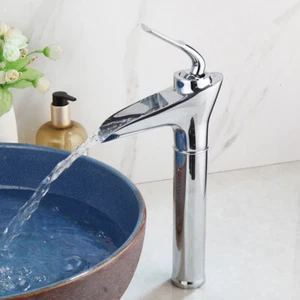 Bad Waschtisch Mischbatterien Einhebel Wasserfall Wasserhahn Deckmontage Chrom  - Bild 1 von 10
