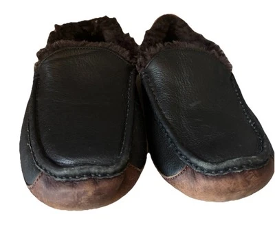 Zapatillas Mocasines UGG Para Hombres Ascot Cuero Negro Marrón 11 Comodidad Relajación Foto 1 de 4