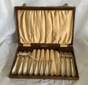 Vintage EPNS Silver Cake Knife & Fork Set In Original Box -England - Picture 1 of 6