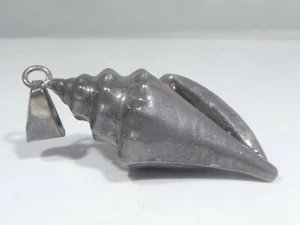 VINTAGE STERLING SILVER CONCH SHELL PENDANT - Picture 1 of 7