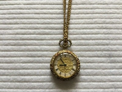 Reloj Colgante Collar Vintage Cuerda Mecánica Colibri 17 Joyas Incabloc Foto 1 de 4