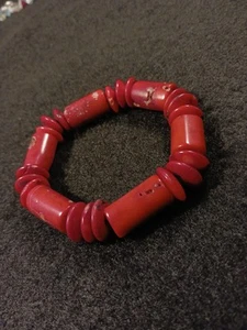 Stunning Genuine Natural Red Coral Bead Stretch Bracelet - Picture 1 of 9