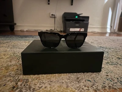 Prada PR 04YS Edition usado (salpicaduras negras) auténtico de Italia. Foto 1 de 4