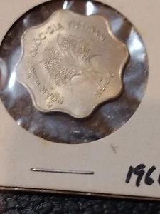 Vietnam 1966 5 Dongs Coin AU - Picture 1 of 5