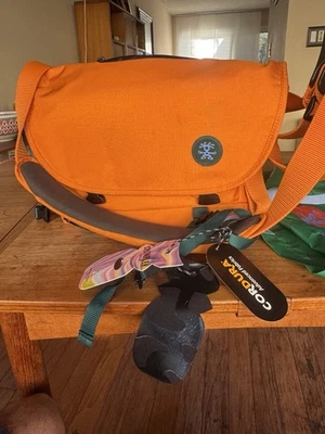 NUEVO CON ETIQUETAS NUEVO 14” Crumpler Australia Naranja Soporte Laptop Bolso Mensajero (como Timbuk2) Foto 1 de 4