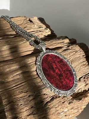 Colgante con incrustación de concha de abulón rojo con collar de acero inoxidable cadena de 34 pulgadas Foto 1 de 4