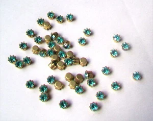88 Pcs. VINTAGE RHINESTONES IN SETTINGS JEWELRY PART- 5mm AQUA color- - Picture 1 of 2