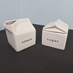 Crate & Barrel Keramik Milchkännchen und Zuckerdose weiß Milchkarton Stil - Bild 1 von 12