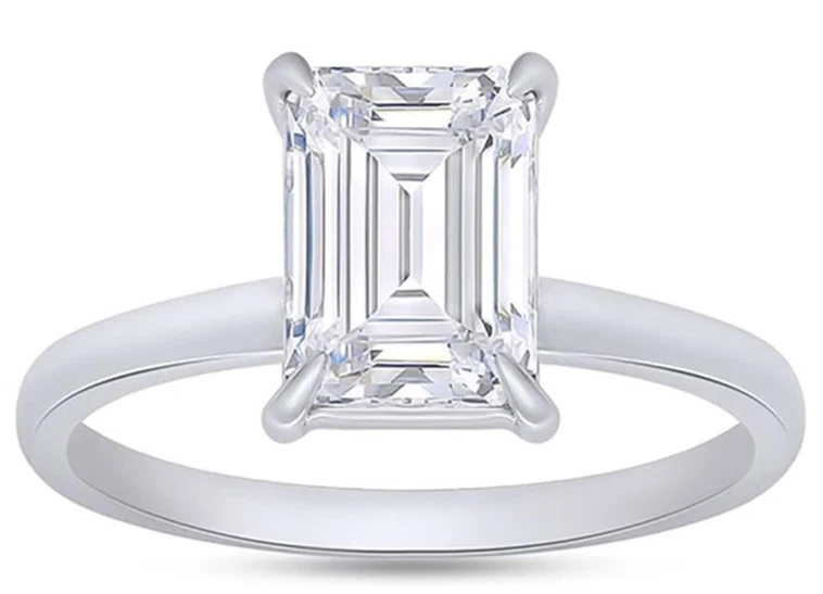 Anel de noivado solitário de diamante cultivado em laboratório corte esmeralda 6 quilates VS/GH ouro 14K - Imagem 1 de 1