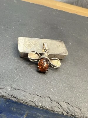 Glänzender  Bernstein  925 Sterling Silber  Anhänger Biene Honigbiene - Bild 1 von 4