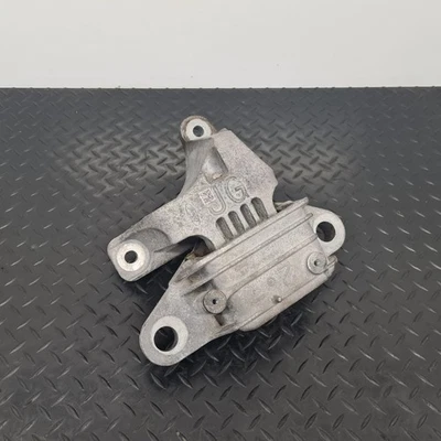 FORD FOCUS MK4 C519 2019 1.5 TDCI MANUAL TOP GEARBOX MOUNTING ASSEMBLY 2334628 - Image 1 of 4