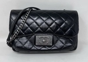 CHANEL MEDIUM BLACK QUILTED LEATHER CROSSBODY SHOULDER BAG GUNMETAL HARDWARE ❤️ - Foto 1 di 12