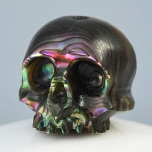11.40mm Human Skull Bead Hand Carved Paua Abalone Shell Vertical drilled 1.74g - Imagen 1 de 15
