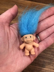 Vintage Troll Pin Brooch Blue Hair Small - Picture 1 of 3