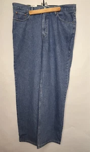 Mens NWT Levi Relaxed Fit Straight 550 Medium Wash Jeans Size 40 X 30 - Picture 1 of 14