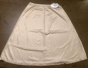 De colección Kayser Cling Free Antron Nylon Medio Deslizamiento Encaje Borde Beige Pequeño Nuevo con Etiquetas - Imagen 1 de 6