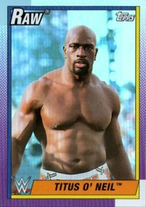 Topps Heritage WWE 2021 - Rainbow Foil Parallel #45 Titus O'Neil - Imagen 1 de 2