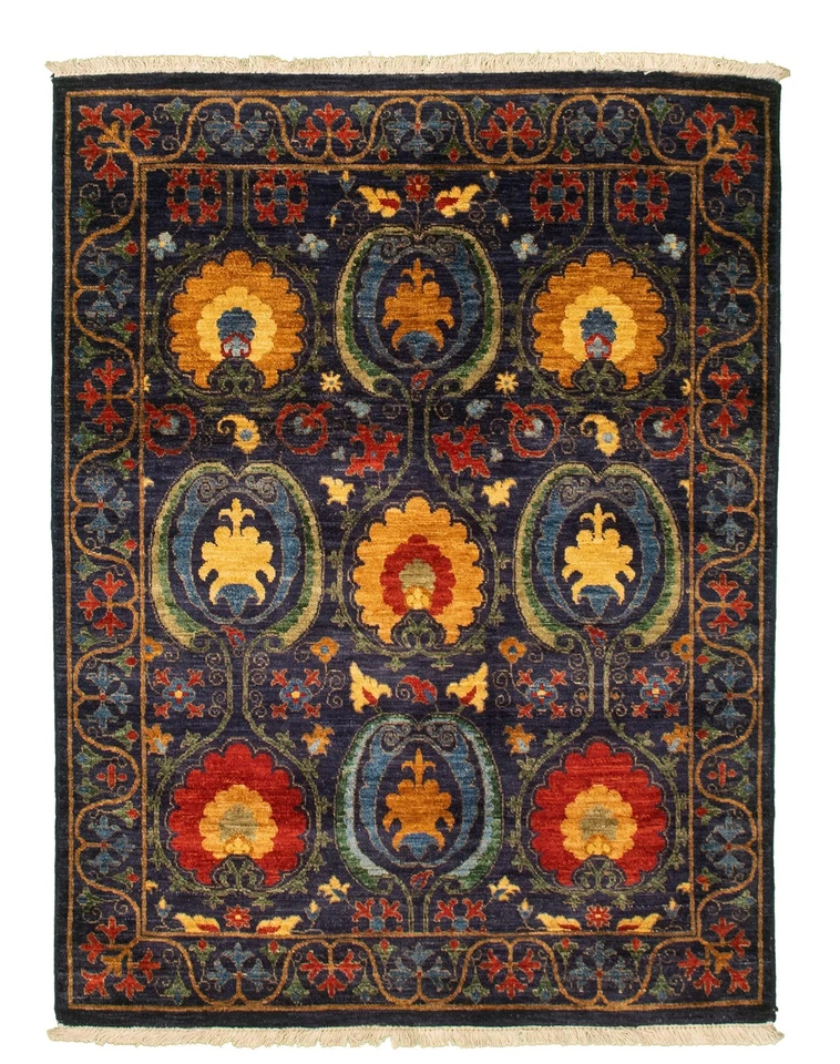 Hand Knotted Area Rug 4'2" x 5'3" Traditional Oriental Wool Carpet - Image 1 of 4