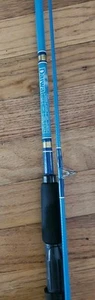 Schöne fast neuwertige Vintage Daiwa 212A Blue Fiberglas 6'6" Light 4-8lb Spinnrute - Bild 1 von 5