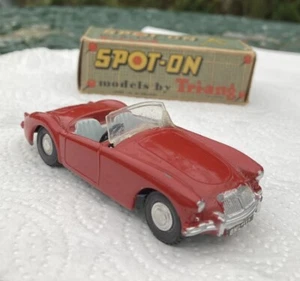 ALL ORIGINAL, VINTAGE (1959) TRI-ANG SPOT ON 104: M.G.”A” WITH ITS ORIGINAL BOX - Picture 1 of 18