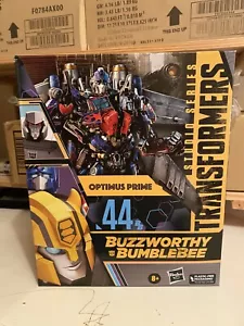 Transformers - DOTM - Buzzworthy/Studio Series - #44 OPTIMUS PRIME - new/sealed - Picture 1 of 2