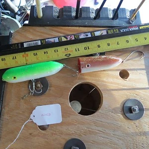 Musky fishing lure (lot#10103) - Picture 1 of 5