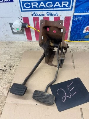 Ford F150 Bronco F250 F350 1973 1979 embrague freno pedales manual de montaje Foto 1 de 4