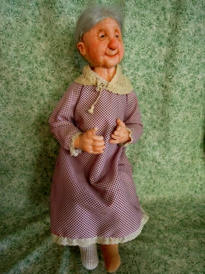 Den-742 Dianne DENGEL ÚNICO muñeca "GRAMMA" muñeca; 19' de alto con silla Foto 1 de 4