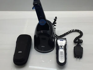 Bruan Series 3 390cc Wet & Dry Cordless Electric Shaver with Charing Dock - Picture 1 of 5