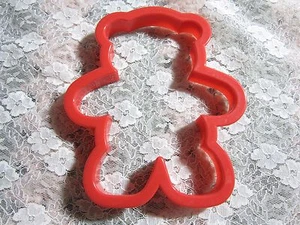 Wilton Bear Cookie Cutter, Red Teddy Panda Large 5 in - Picture 1 of 1