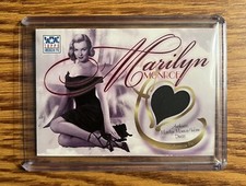 MARILYN MONROE 2002 TOPPS AMERICAN PIE DRESS CARD  #PAP-MM  “BEAUTIFUL"