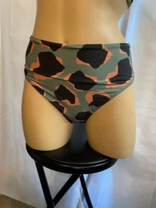 MALAI B05059 REVERSIBLE HIPSTER BIKINI BOTTOM IN ANIMAL PPRINT SIZE LARGE - Picture 1 of 12