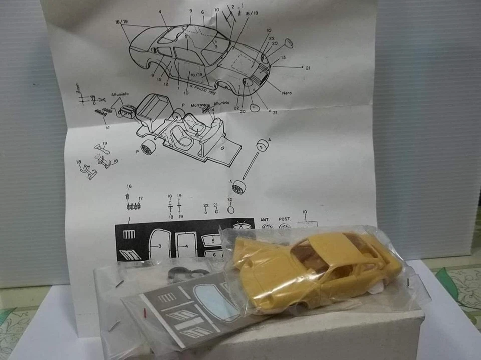 MODEL 43 ABARTH SIMCA 1300 STRADALE 1962 - ART. F04 - KIT IN RESINA - Immagine 1 di 1