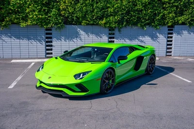 2018 Lamborghini Aventador LP 740-4 S - Image 1 of 4
