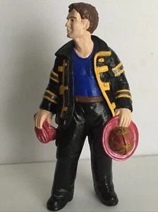 Figura de cerámica de bombero vintage sombrero y guantes en mano cabello castaño DUNLAP 12"T - Imagen 1 de 7