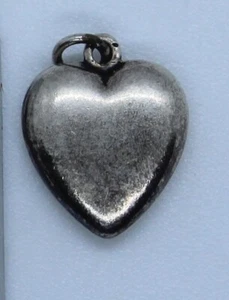 Vintage Sterling Silver Heart Charm - Picture 1 of 3