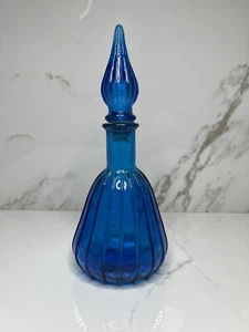 Jarra acanalada de vidrio Empoli azul - Botella Genie - Tapón acanalado MCM 9,5 pulgadas - Imagen 1 de 7