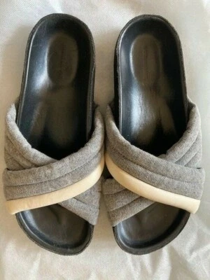 ISABEL MARANT 37/7 GRAY FABRIC  & WHITE LEATHER HOLDEN SANDALS SLIDES #  - Image 1 of 4