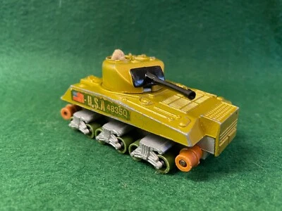 MATCHBOX BATTLE KINGS K 101 SHERMAN TANK ENGLAND 1974 117 - Image 1 of 4